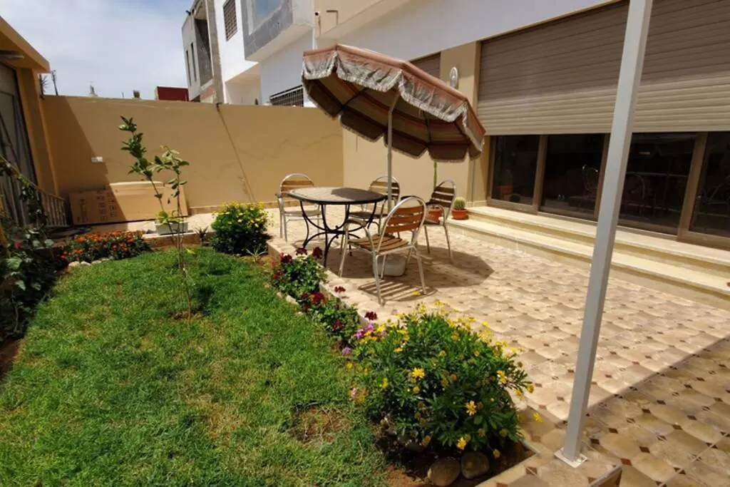 appartement a l etage d une villa a illigh